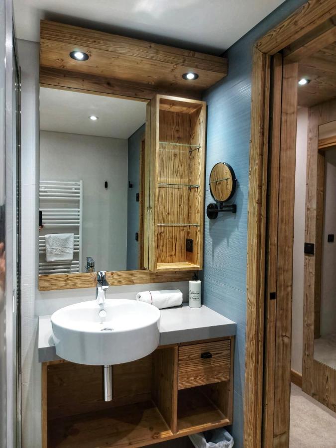 Hotel Les Sherpas Куршевель Экстерьер фото