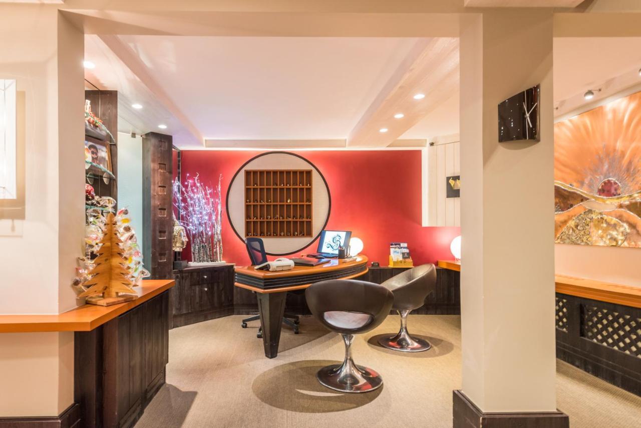 Hotel Les Sherpas Куршевель Экстерьер фото